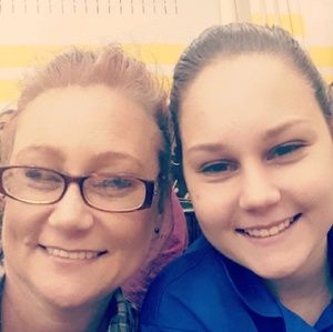 Meet your Posher, Amber